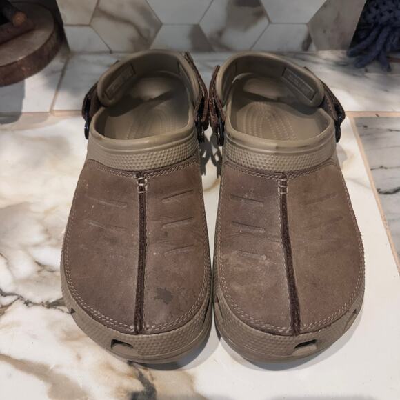 Crocs Men's Yukon Vista II LiteRide Suede Clogs Shoes Size 8 Comfortable Slip On - Picture 2 of 10